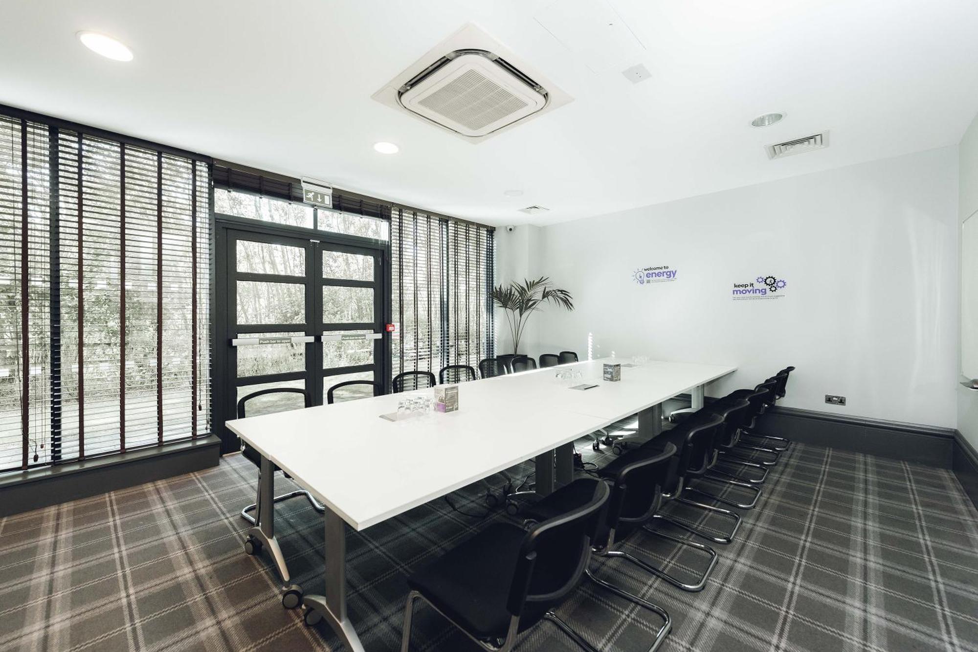 Village Hotel Manchester Ashton מראה חיצוני תמונה
